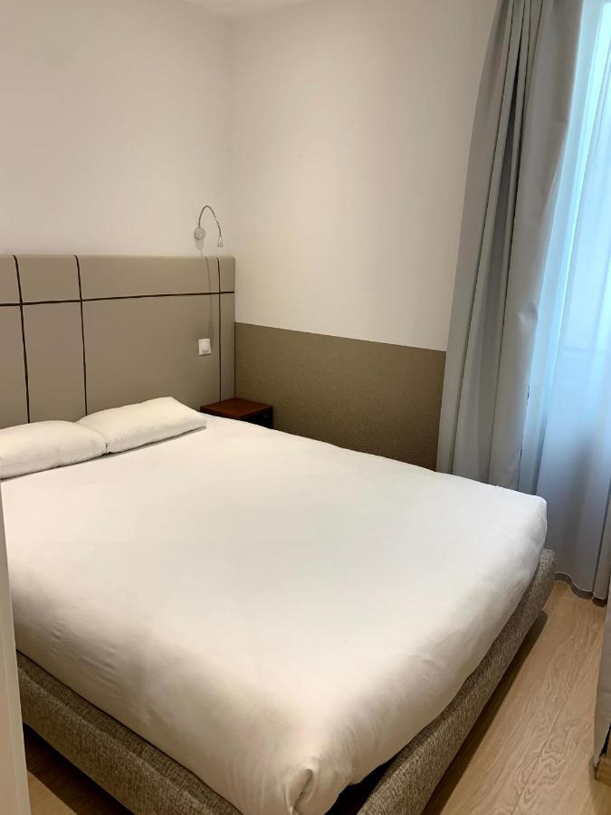 Share Inn Appartements Niza Exterior foto